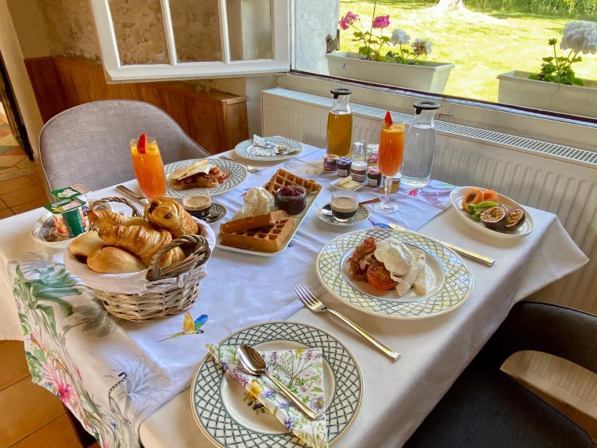 Sans Souci Bed And Breakfast Luxe Heated Pool And Restaurant Luzillé Εξωτερικό φωτογραφία