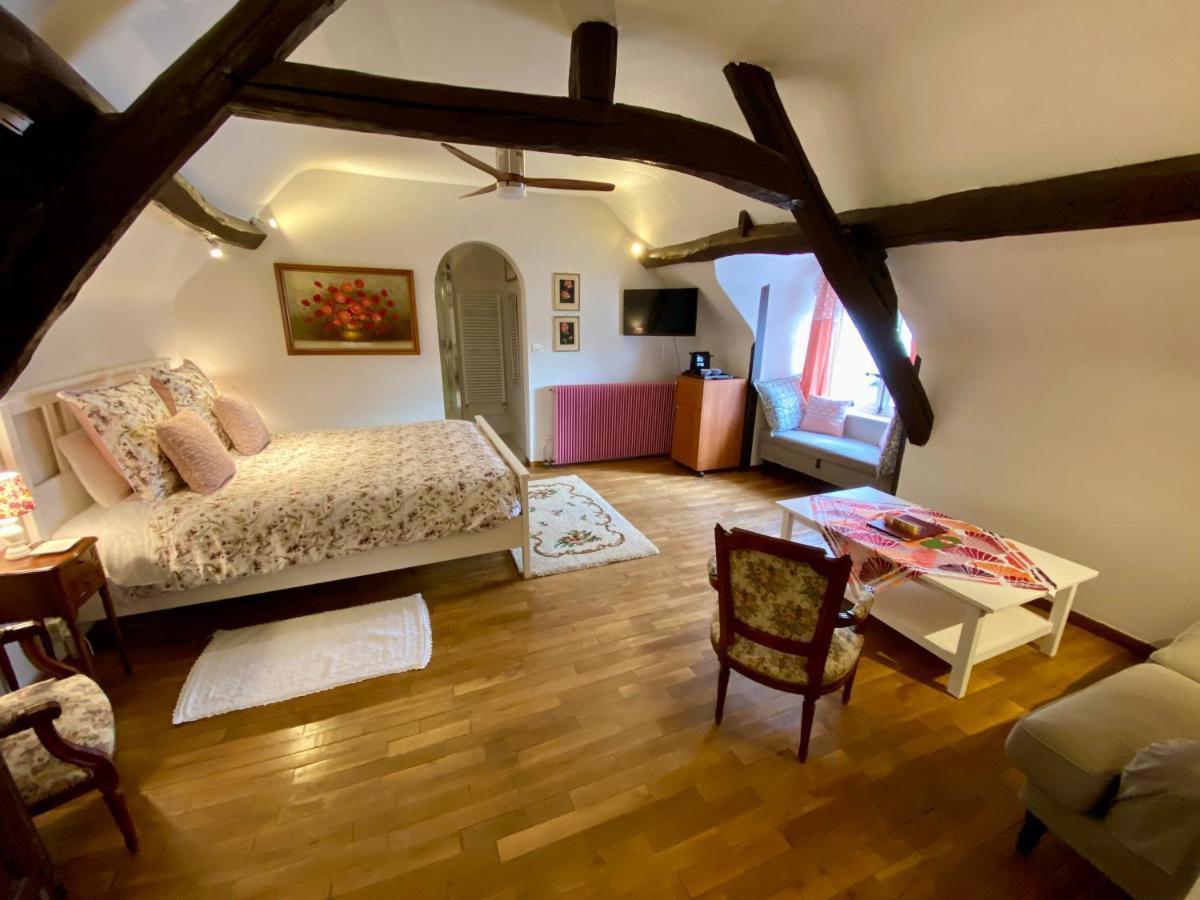 Sans Souci Bed And Breakfast Luxe Heated Pool And Restaurant Luzillé Εξωτερικό φωτογραφία