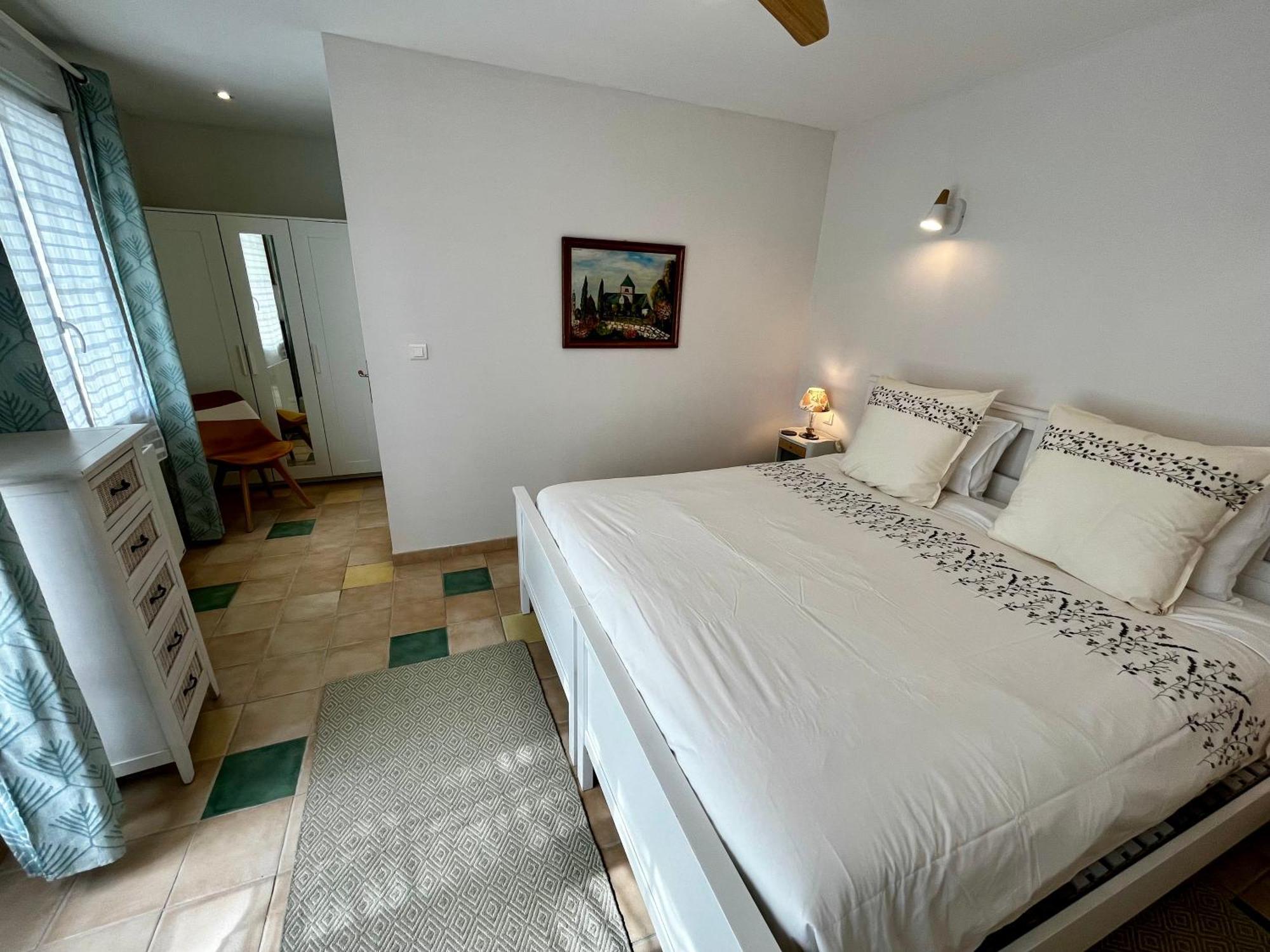 Sans Souci Bed And Breakfast Luxe Heated Pool And Restaurant Luzillé Δωμάτιο φωτογραφία