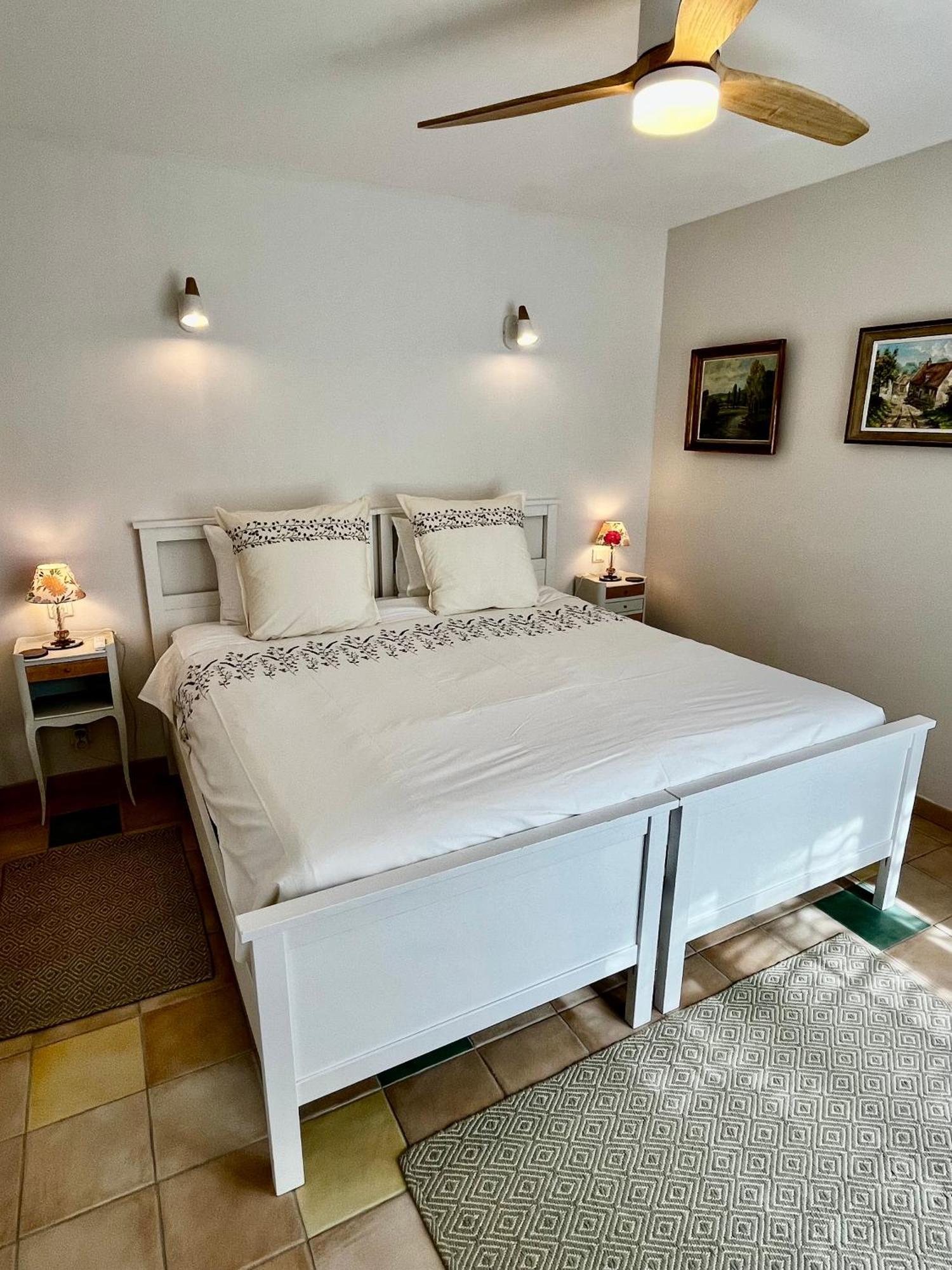 Sans Souci Bed And Breakfast Luxe Heated Pool And Restaurant Luzillé Δωμάτιο φωτογραφία